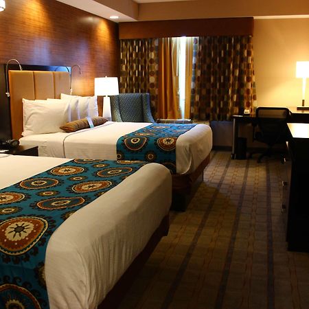 Best Western Plus Miami Executive Airport Hotel And Suites Country Walk Exteriör bild