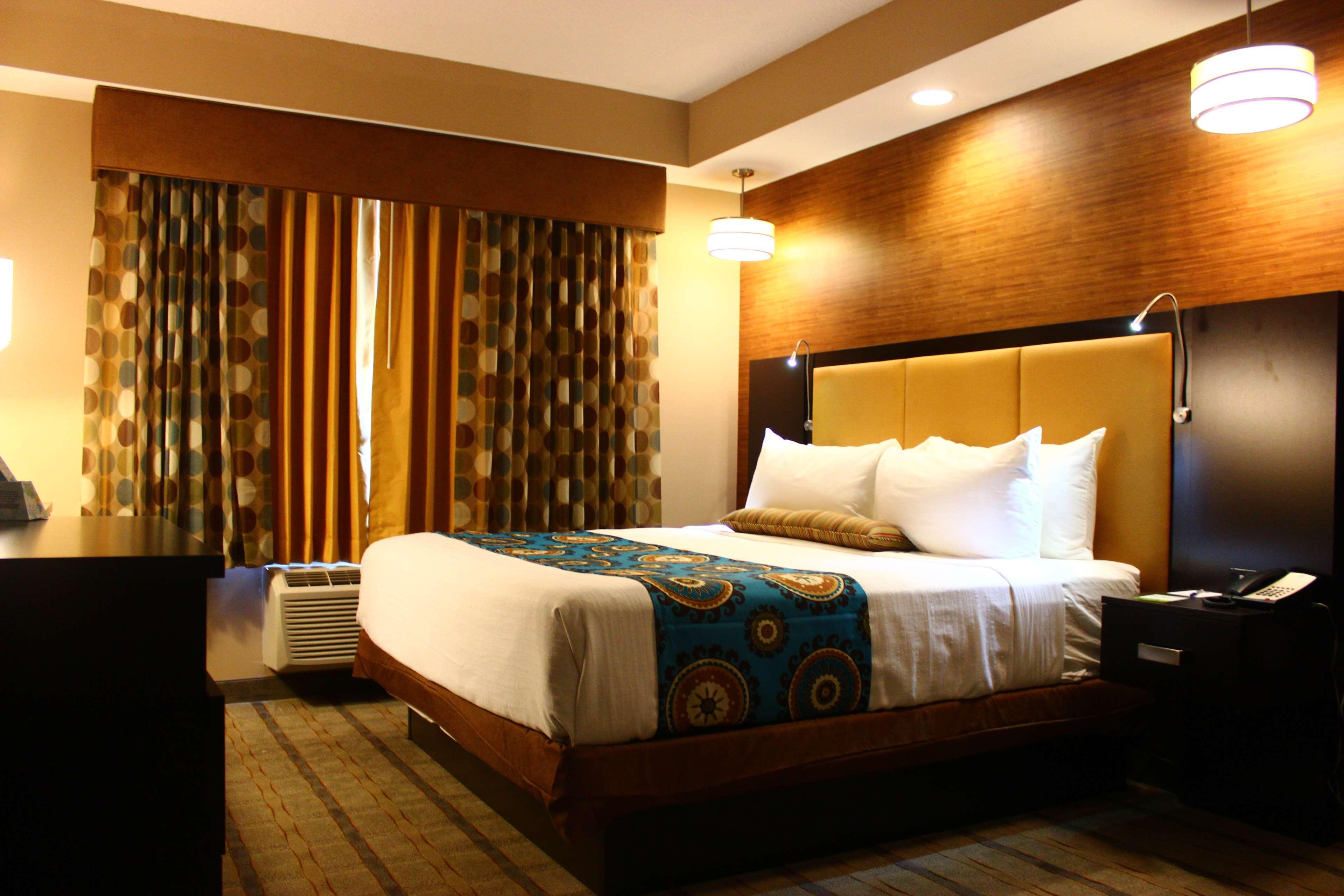 Best Western Plus Miami Executive Airport Hotel And Suites Country Walk Exteriör bild