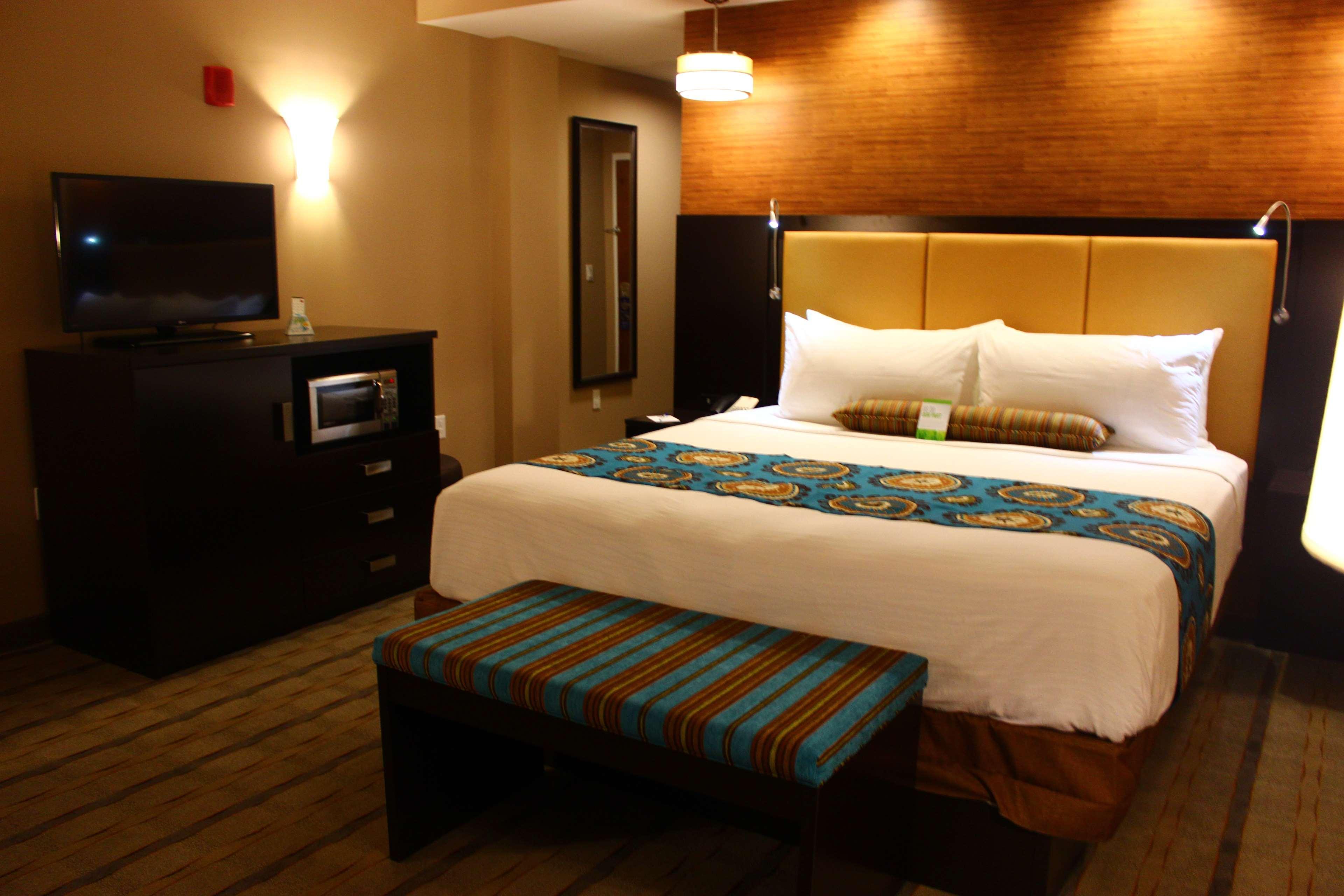 Best Western Plus Miami Executive Airport Hotel And Suites Country Walk Exteriör bild