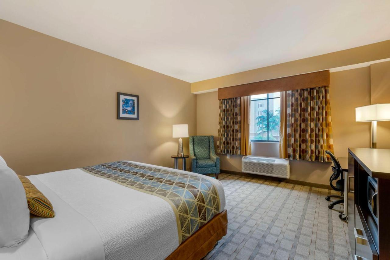 Best Western Plus Miami Executive Airport Hotel And Suites Country Walk Exteriör bild