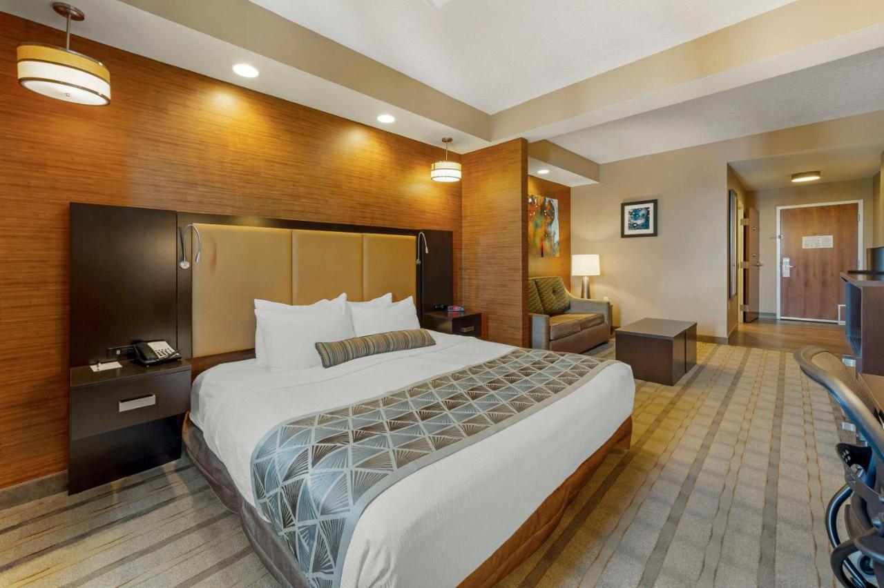 Best Western Plus Miami Executive Airport Hotel And Suites Country Walk Exteriör bild