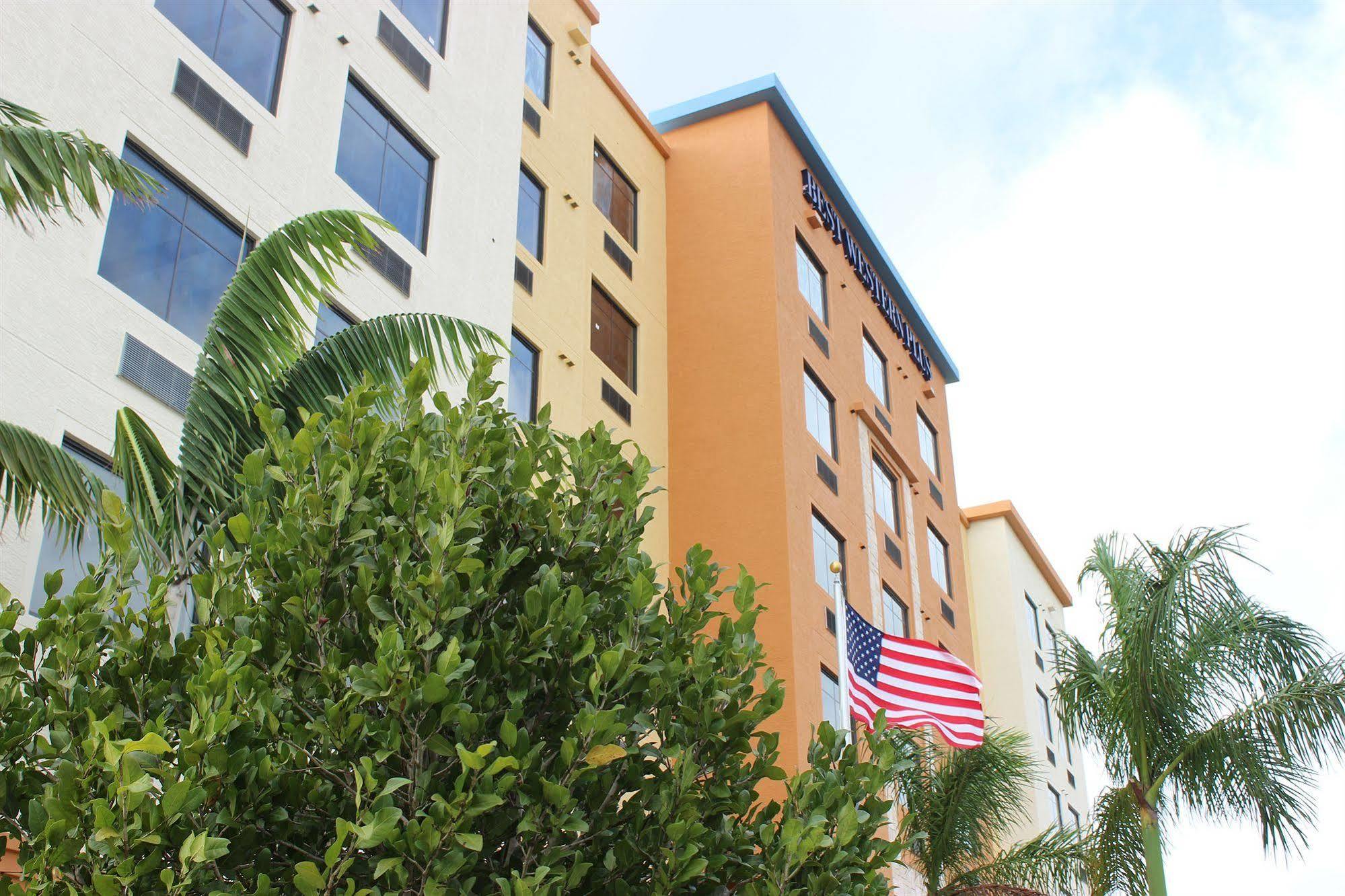 Best Western Plus Miami Executive Airport Hotel And Suites Country Walk Exteriör bild